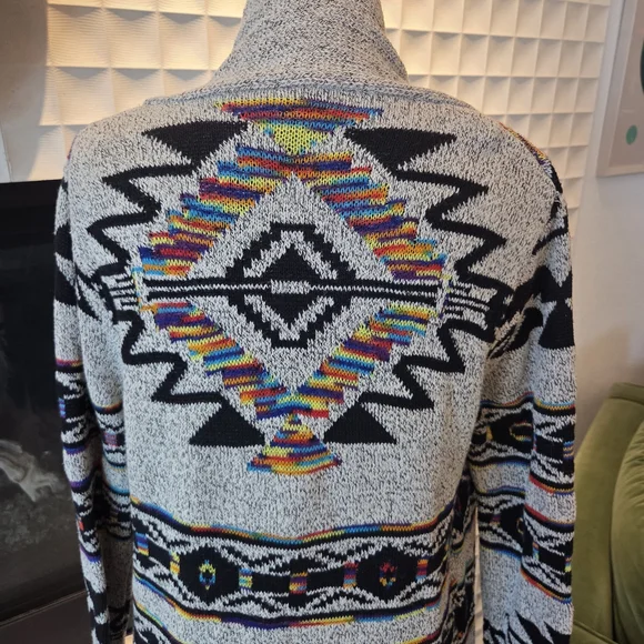 Northern Angel Boho Southwestern Aztec Cardigan Duster Sweater, Size Medium - Picture 6 of 10